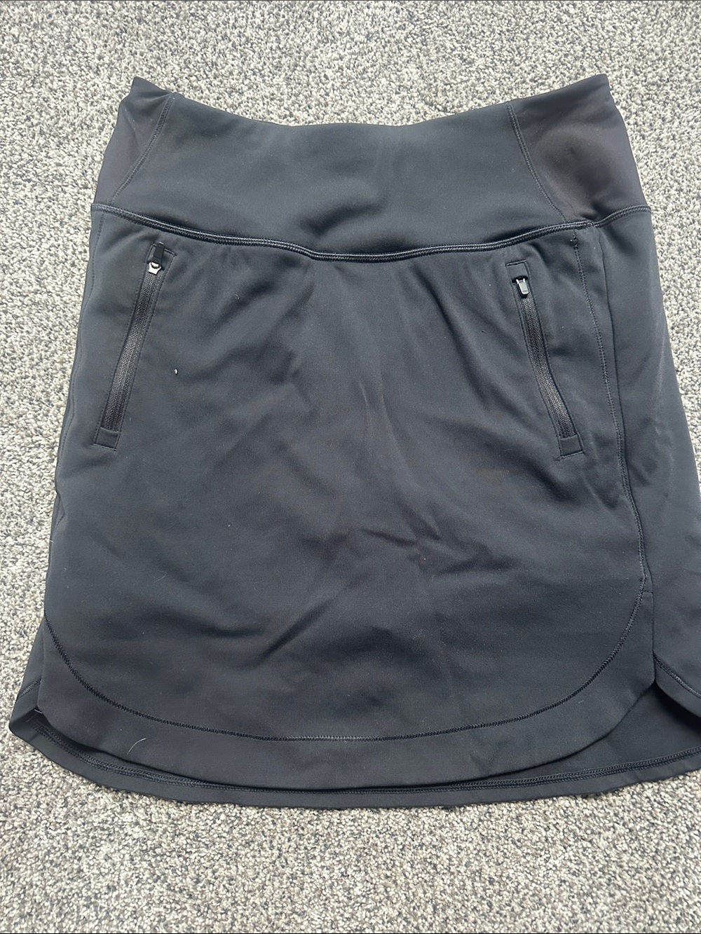 Table Black Active Skort with Zip Pockets